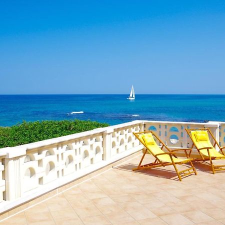 Апартаменты Terrazza Sul Mare Вилланова-ди-Остуни Экстерьер фото