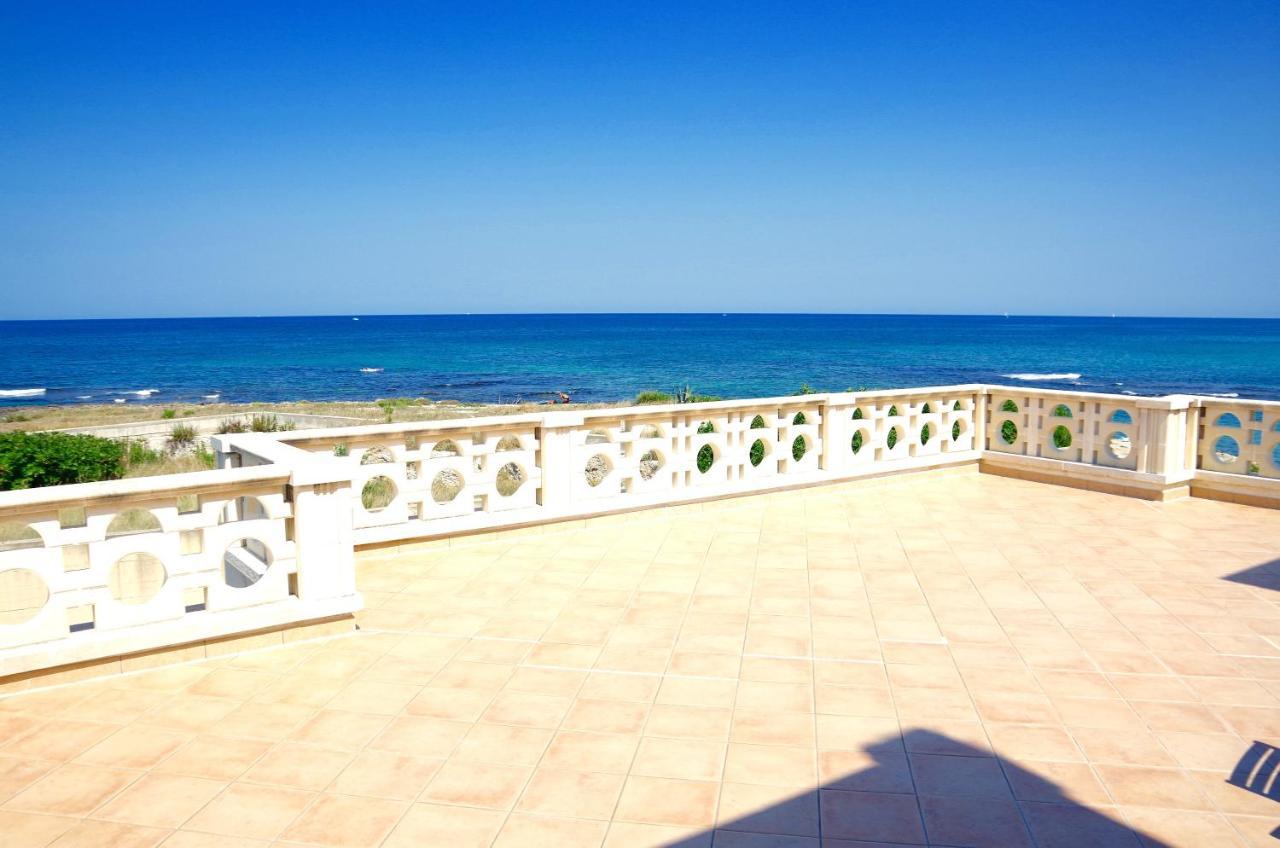Апартаменты Terrazza Sul Mare Вилланова-ди-Остуни Экстерьер фото